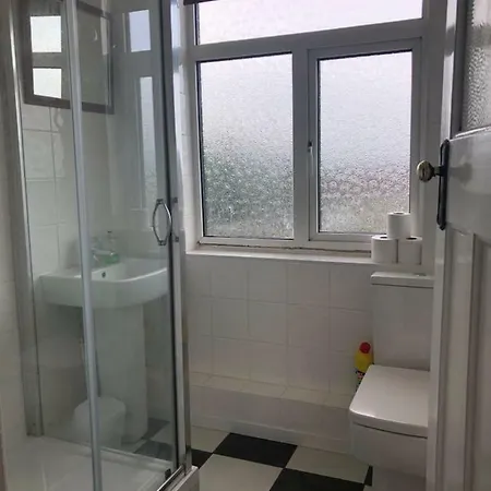Big House In Filton - Sleeps Up To 7! * Bristol
